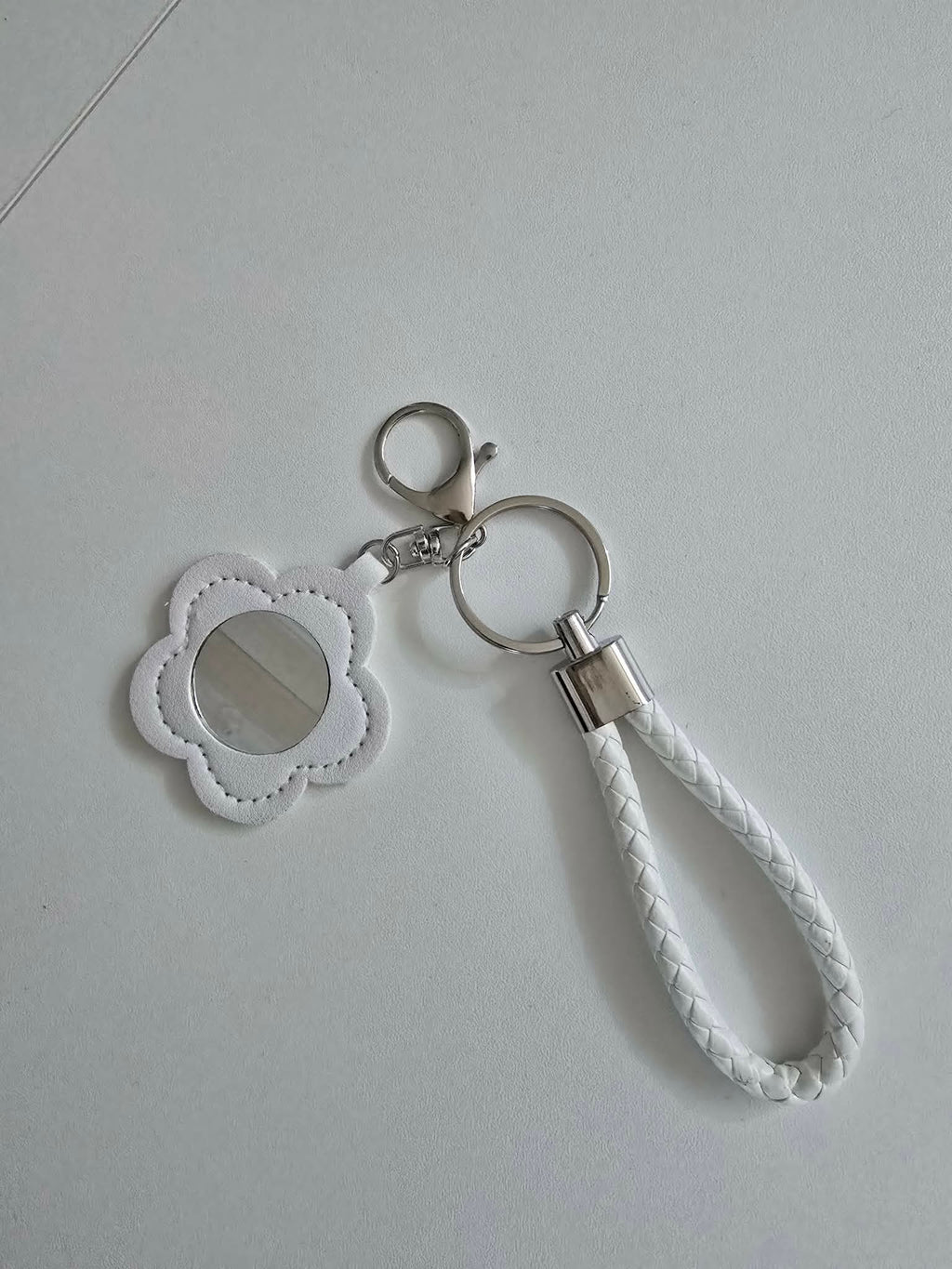 Collection "Fin d'année" 🖍️ - Le porte clé fleur/miroir