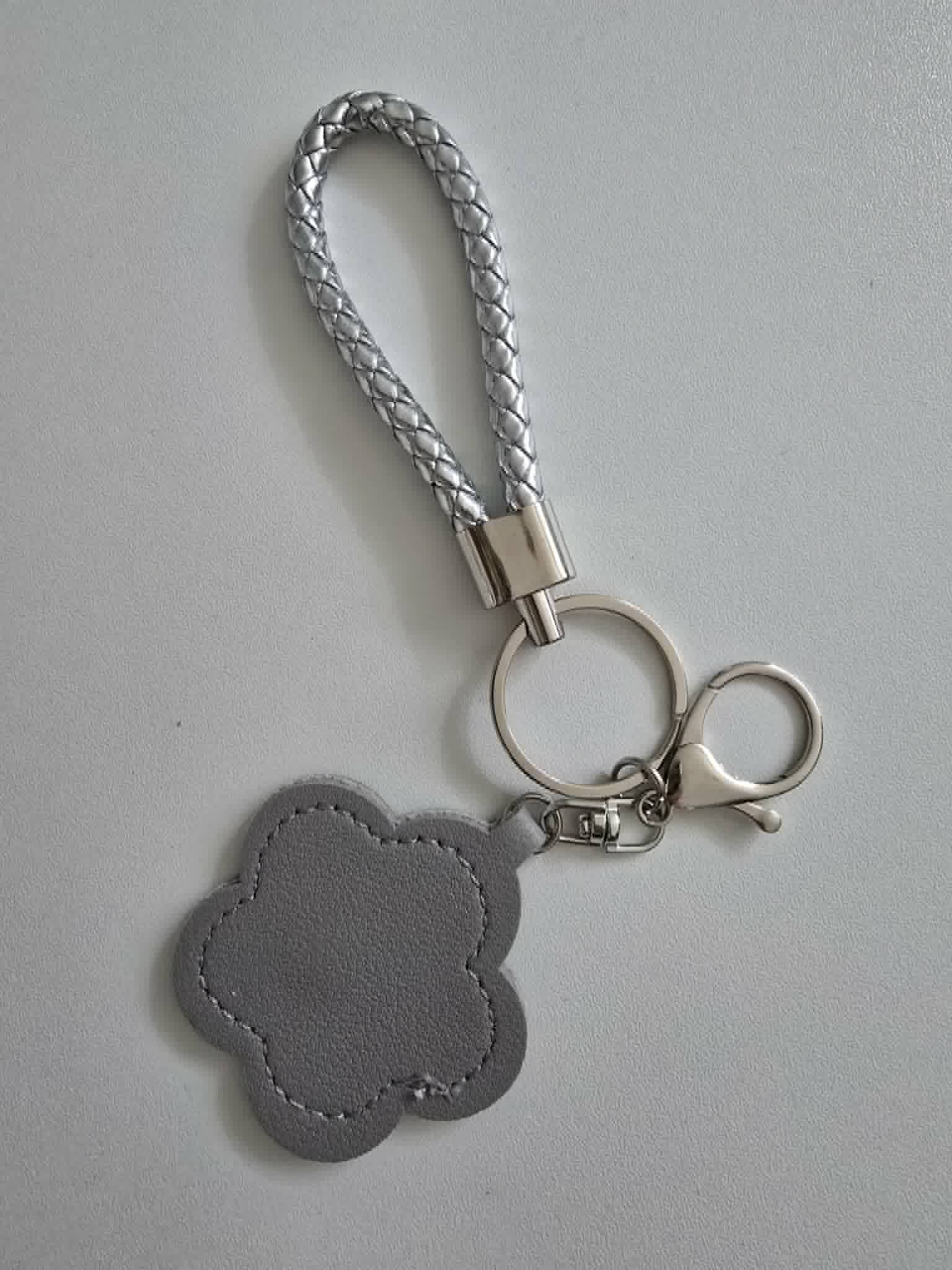 Collection "Fin d'année" 🖍️ - Le porte clé fleur/miroir