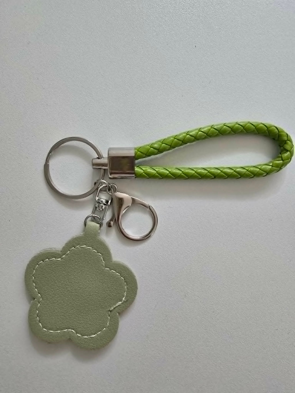 Collection "Fin d'année" 🖍️ - Le porte clé fleur/miroir